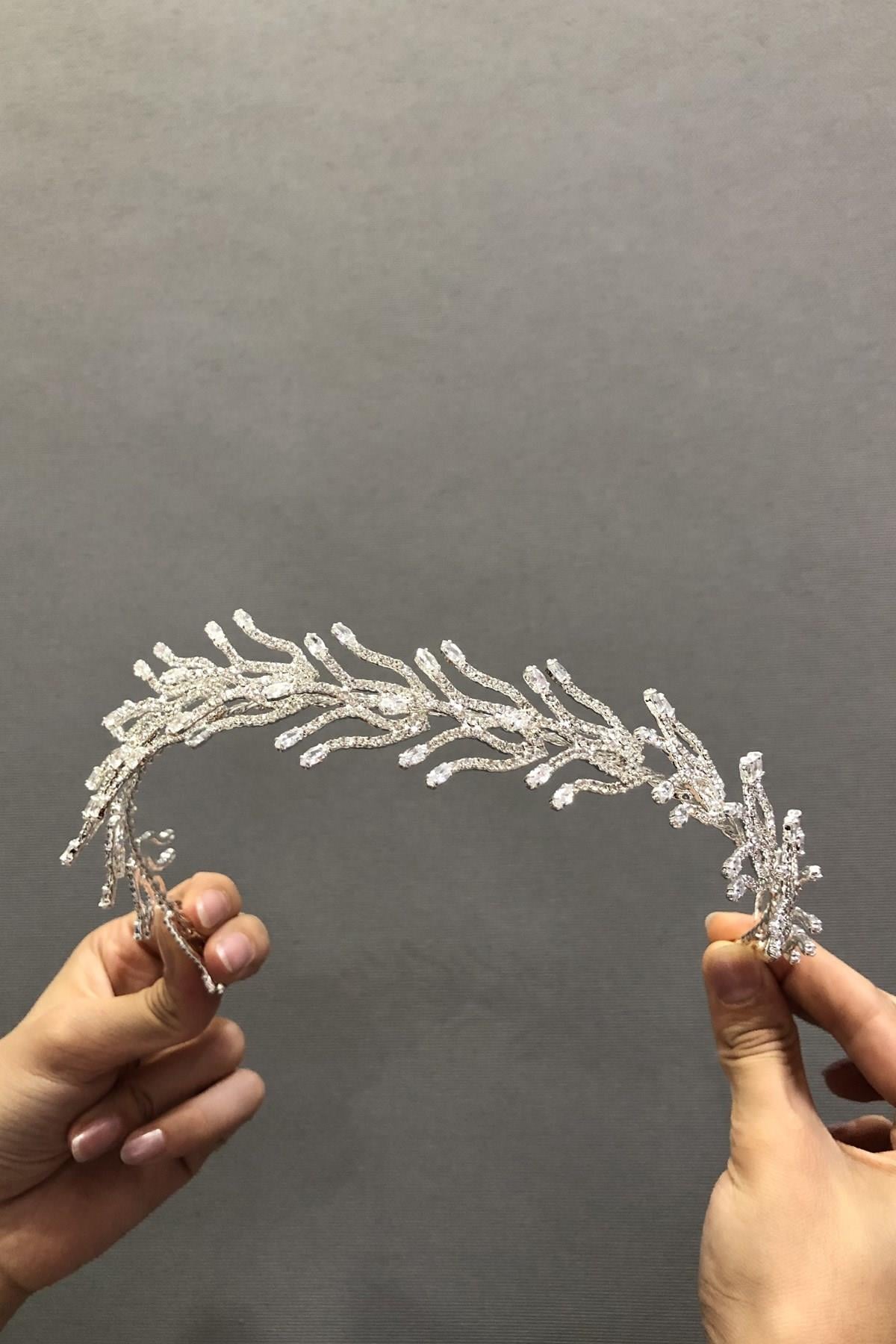 Wholesale Zircon Stone Leaf Pattern Bridal Crown