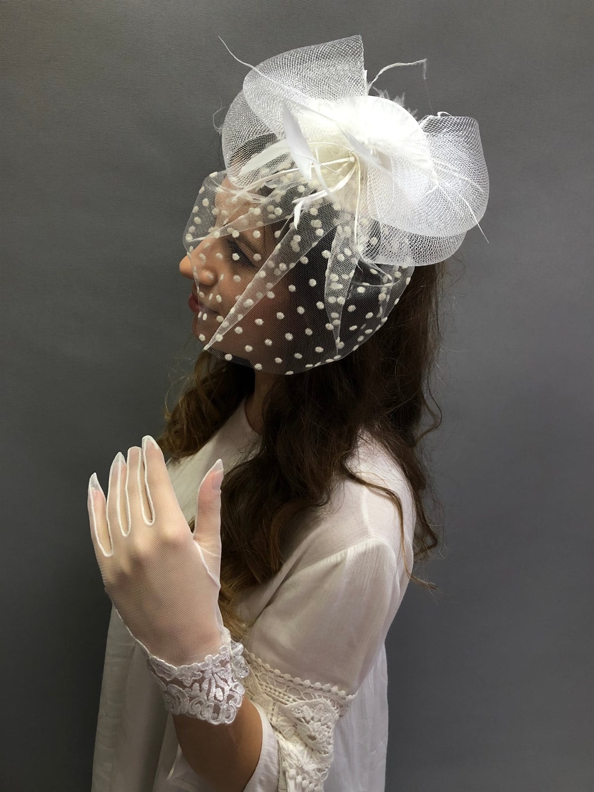 Beyaz Dantelli Eldiven- Puantiyeli Vualet Nikah Şapkası