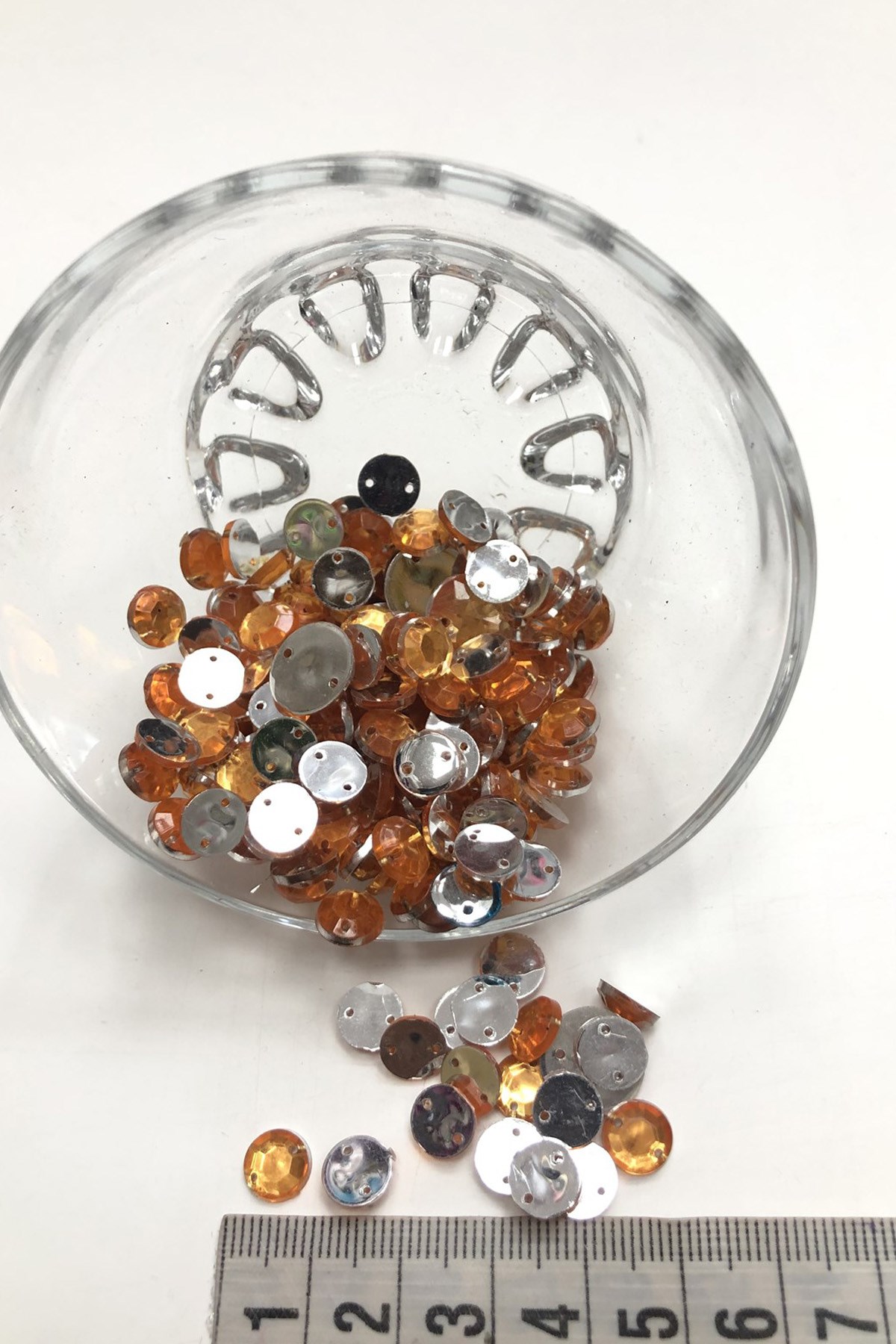 Orange Color Round Plastic Stud Stone 20 gr