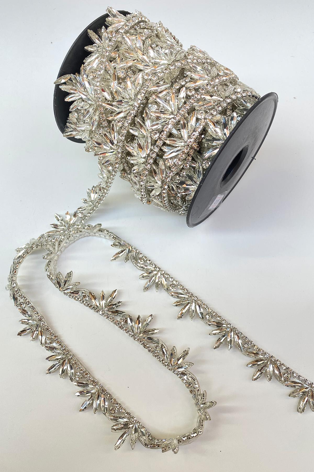 Iron-On Thin Shuttle Stone Evening Dress Ribbon Border