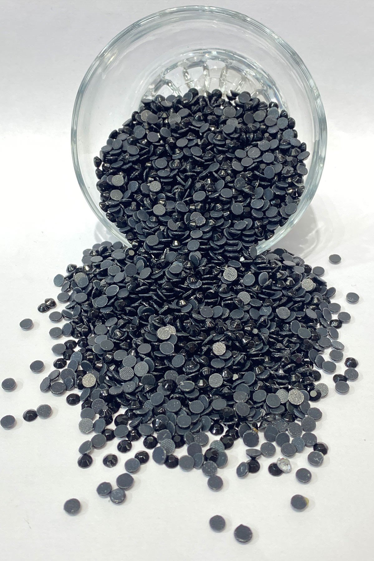 Iron-on Ss20 (5mm) Black Glue Stone 25 grm