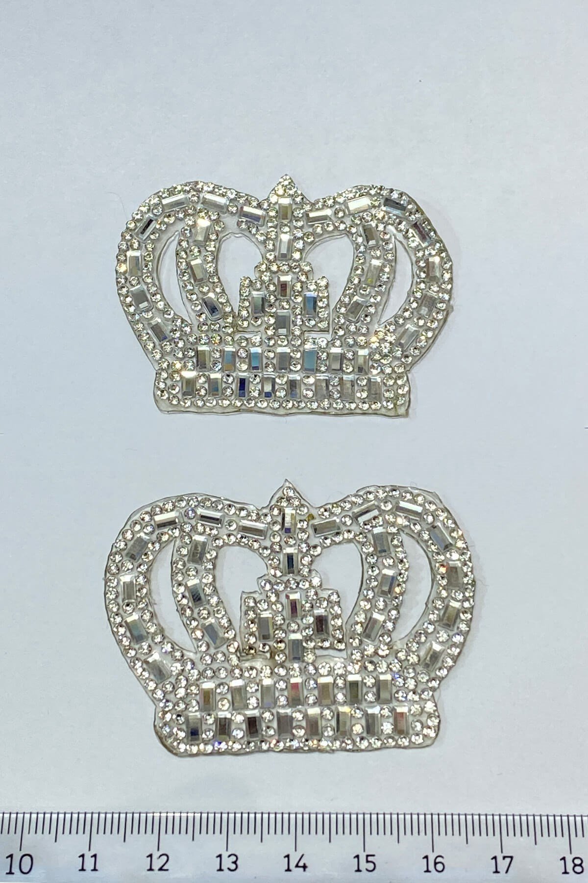 Iron-on Crown Pattern Applique Silver Color 1 Piece