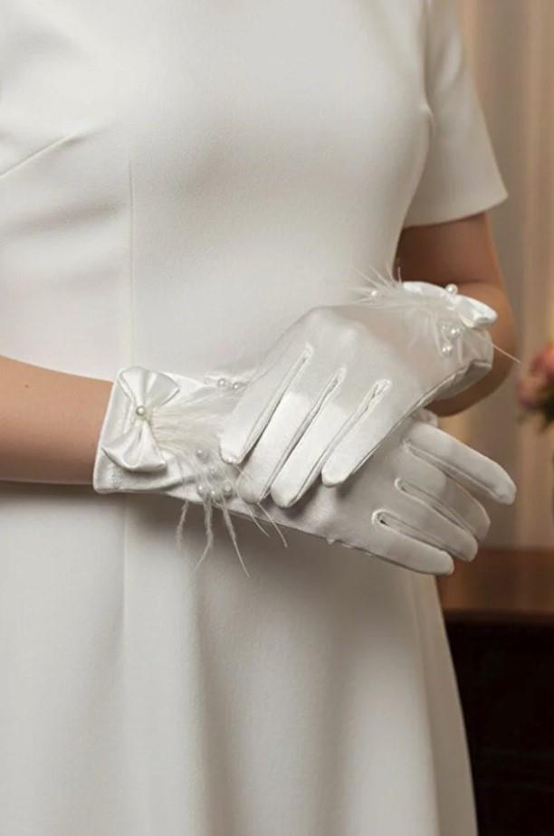 Victor İncili Saten Gelin Eldiveni - Tüy ve Fiyonk Detaylı Lüks Nikah Eldiveni