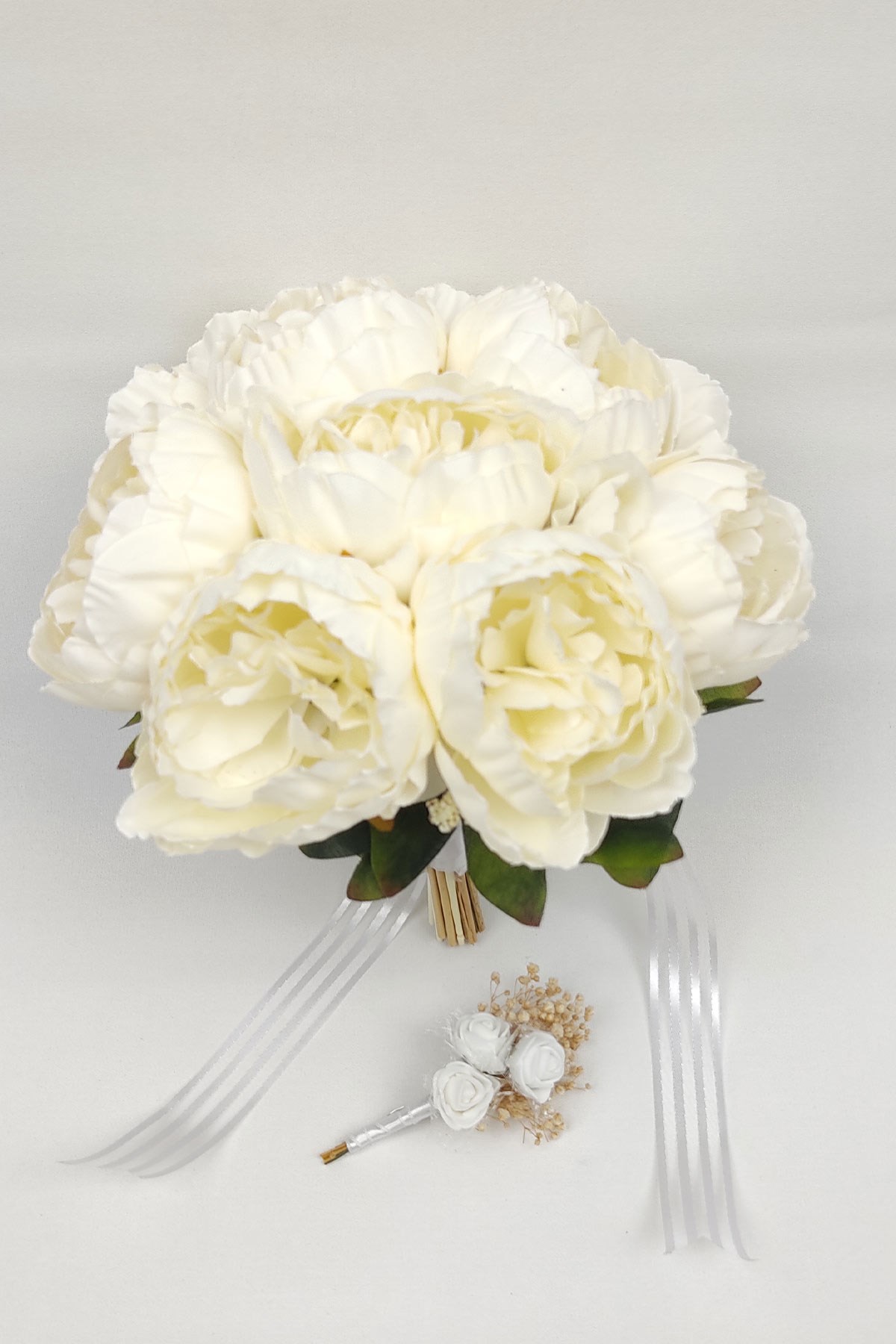 باقة العروس الفاوانيا الاصطناعية Erengül و Groom Boutonniere