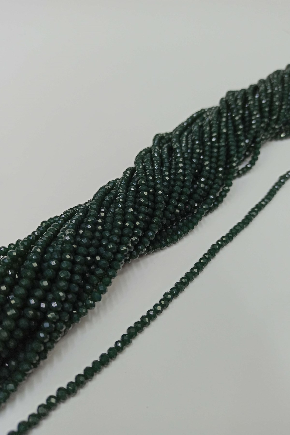 Leaf Green Crystal Beads 4 mm