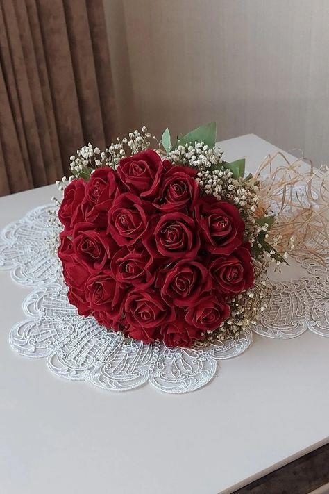 Yeni Sezon Gelin Çiçeği Ve Damat Yaka Çiçeği! Kadife Kırmızı Gül Demeti! -16 1 Adet