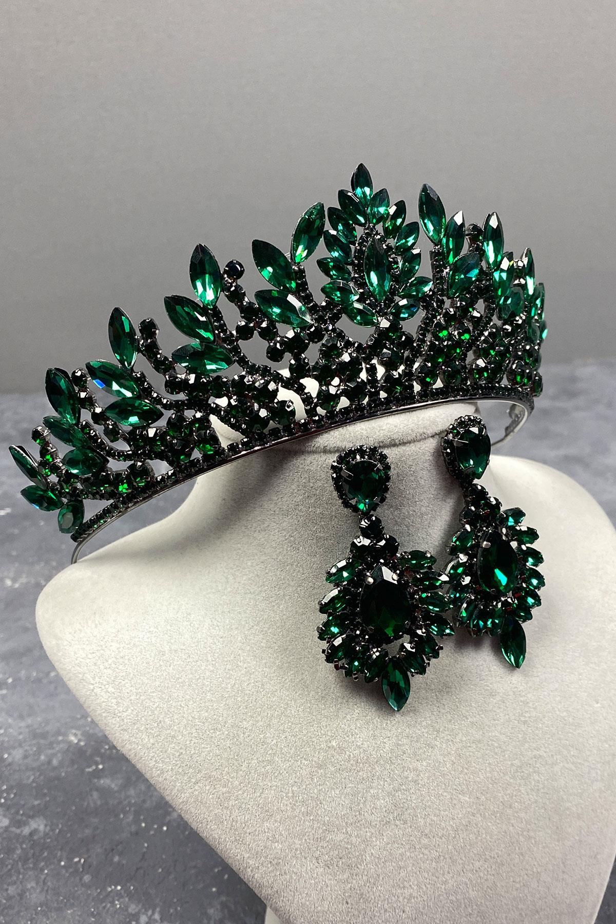 Green Danver Stone Bridal Henna Crown And Earring Set