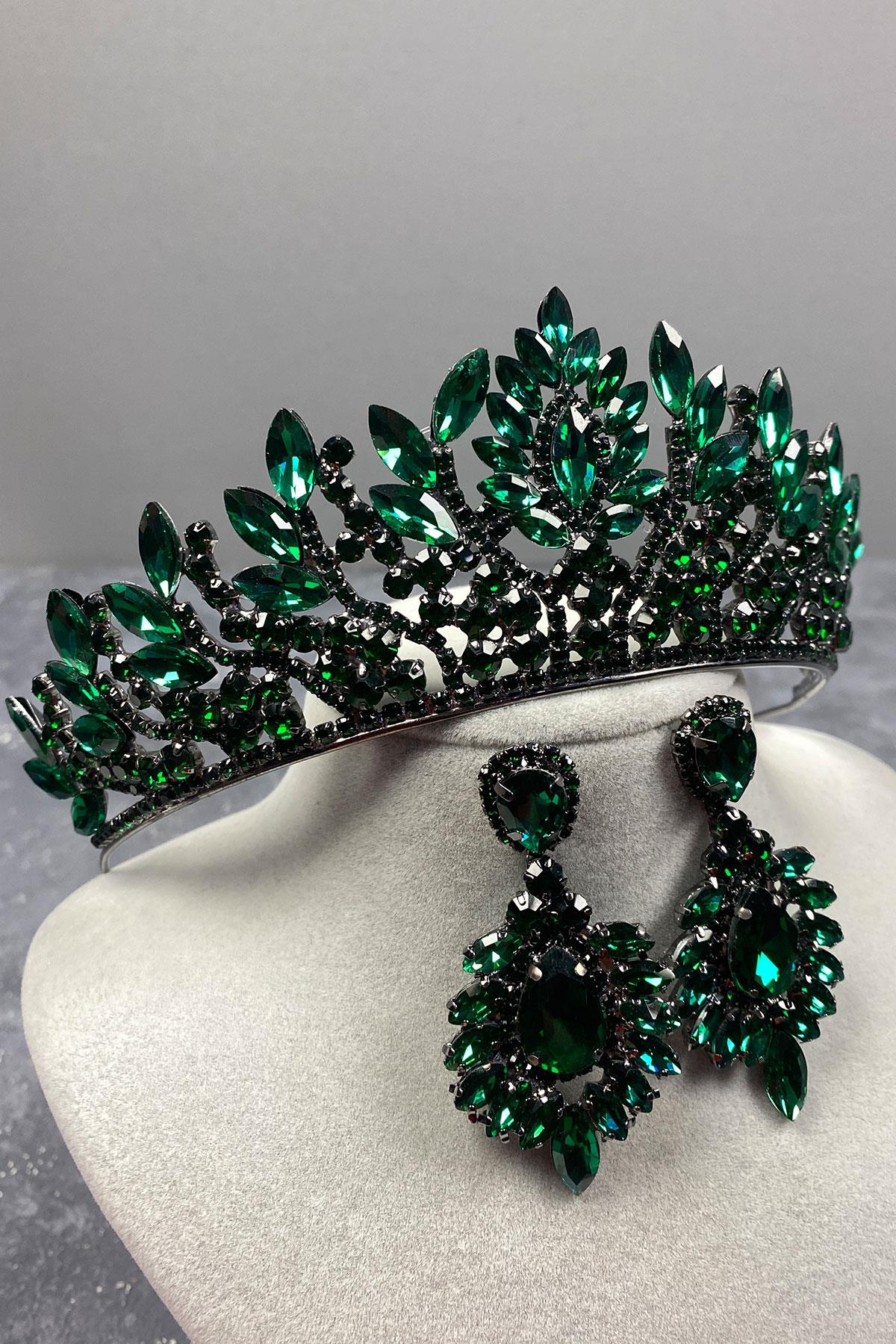 Green Danver Stone Bridal Henna Crown And Earring Set