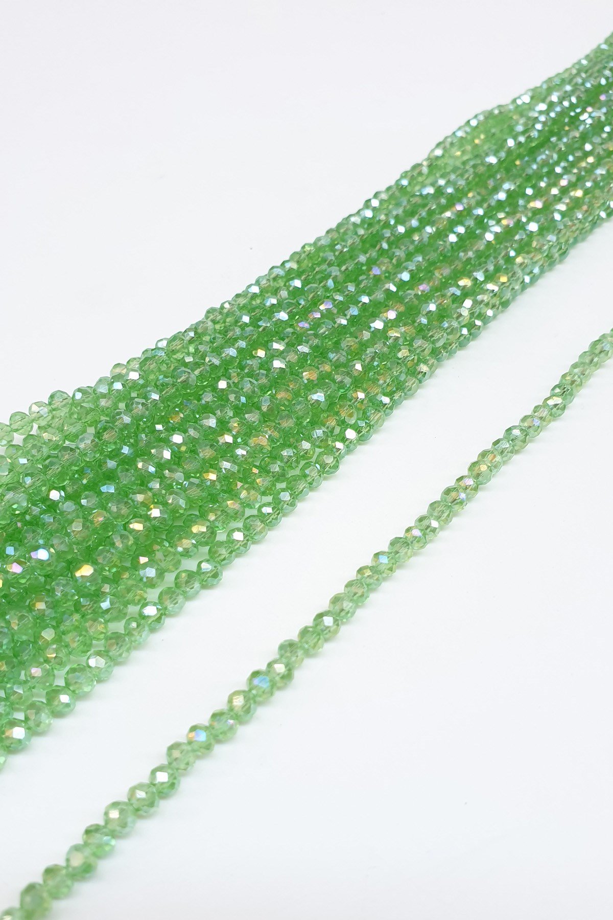 حبات كريستال خضراء داكنة 4 مم