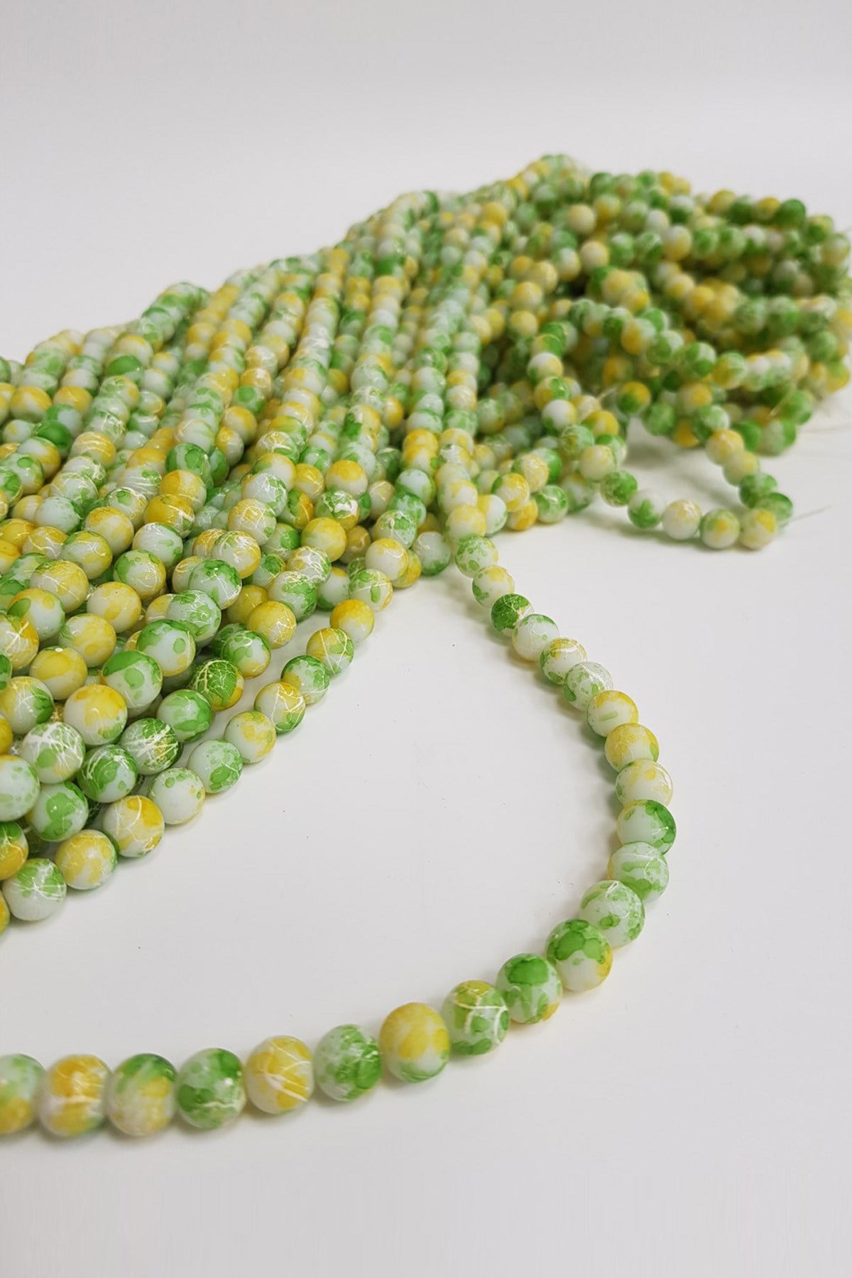 Green-Yellow Patterned String Glass Beads