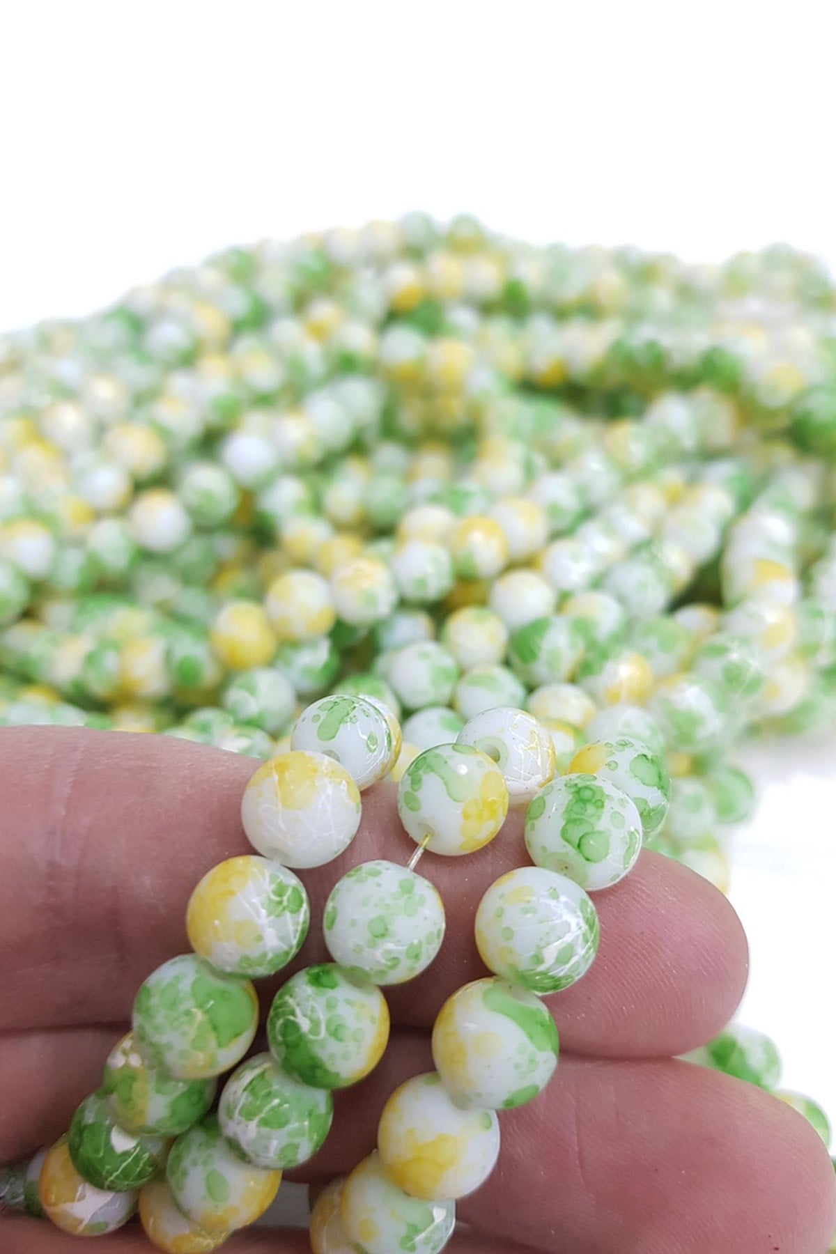 Green-Yellow Patterned String Glass Beads