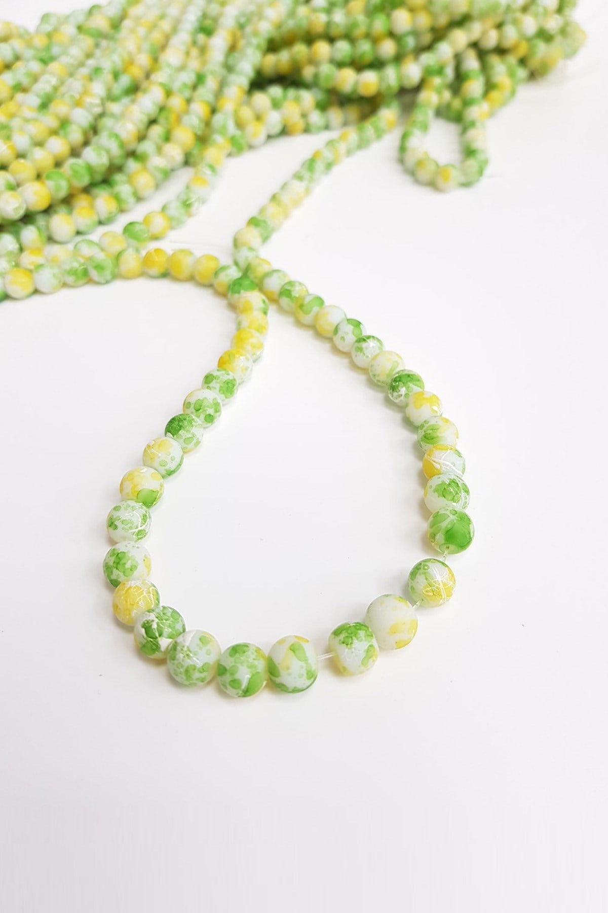 Green-Yellow Patterned String Glass Beads