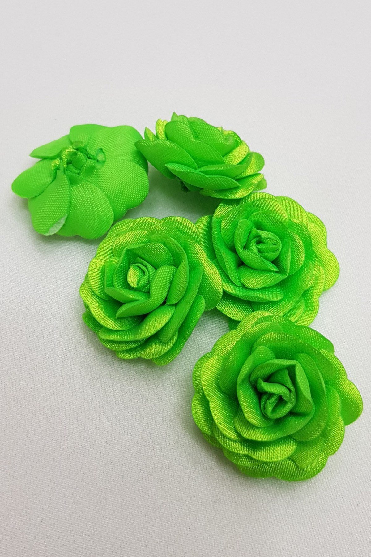 Yeşil Saten Katmerli Gül  10'lu
