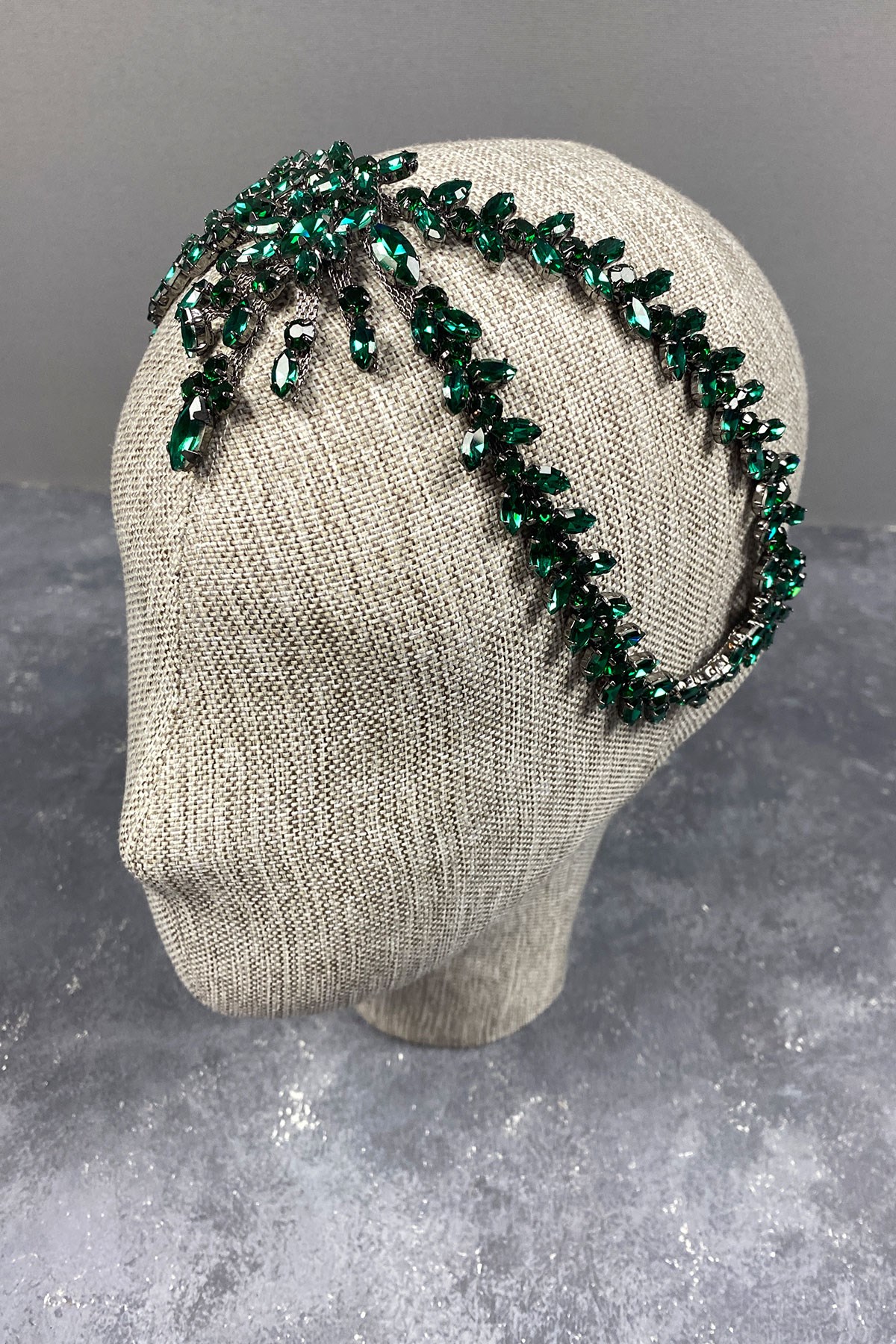Green Sultan Pediment Bridal Henna Crown Hair Accessory