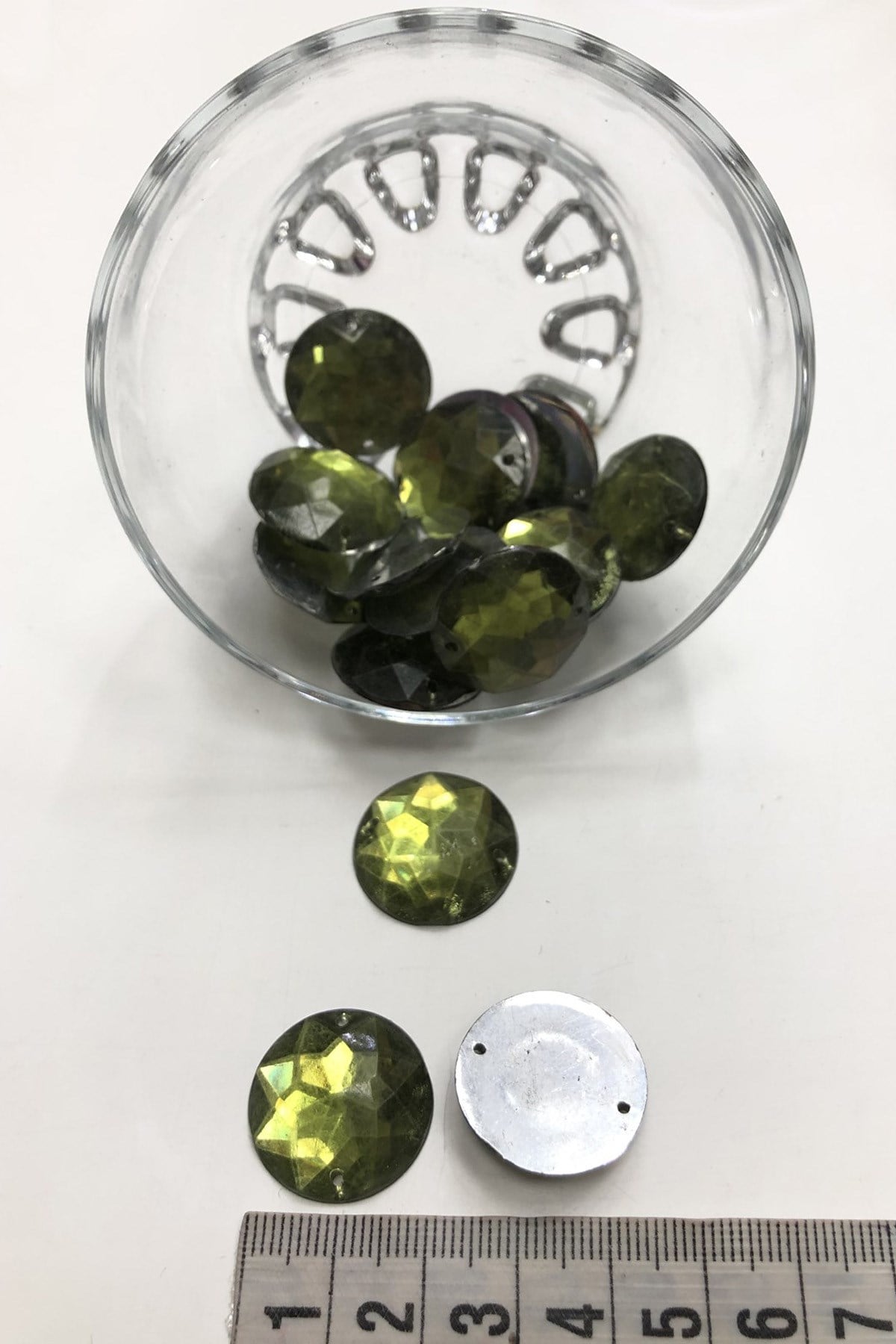 Green Round Plastic Strut Stone 10 pcs