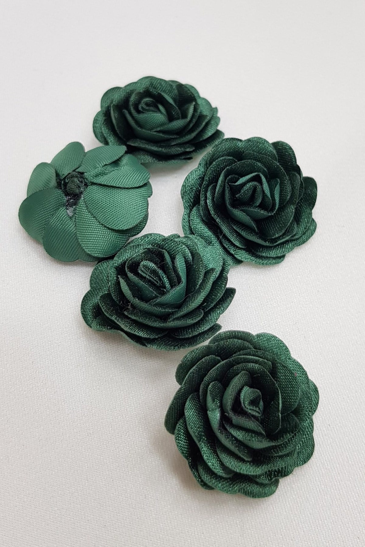 Emerald Satin Layered Rose 10 Pcs
