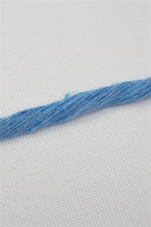 Açık Mavi İnce Büklüm Makrome