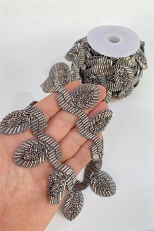 Antrasit Gri Boru Boncuklu Ütüyle Yapışan Taşlı Şerit Aplik