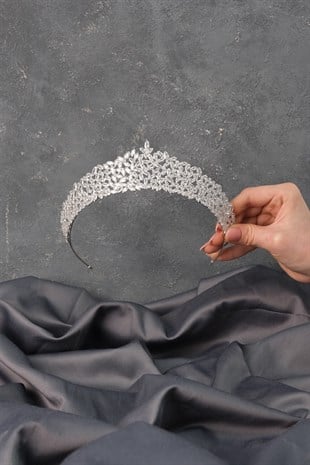 Asylaa Bridal Crown with Zircon Stone