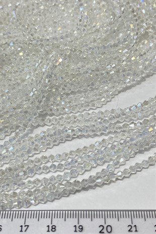 Less Janjan Pyramid Crystal Beads 3 mm