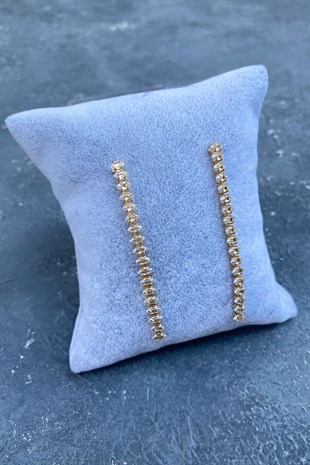 Baget Mekik Taşlı Gold Detaylı Küpe