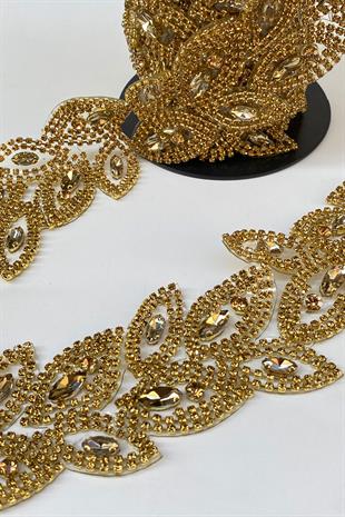 شمعدان حديدي واسع على حدود الشريط مطرز بلون عسلي لامع