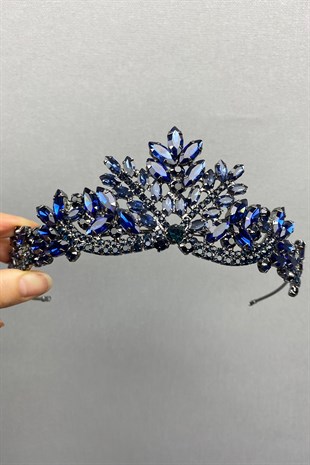 Berlin Bridal Henna Crown and Earrings