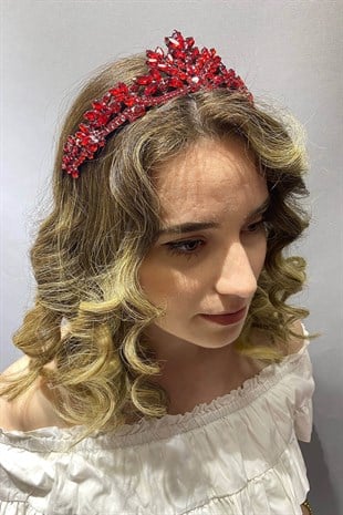 Berlin Model Bride Henna Crown