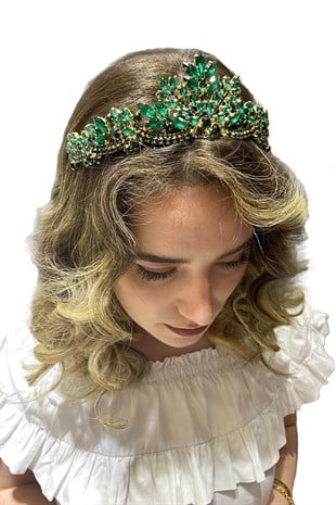 Berlin Model Bride Henna Crown