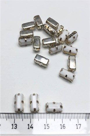 White Rectangle Cased Plastic Strut Stone 25 pcs