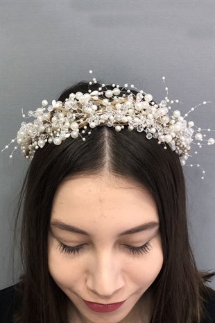 White Pearl Crystal and Straw Crown