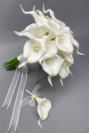 White Wet Gala Bride Bouquet and Grooms Flower