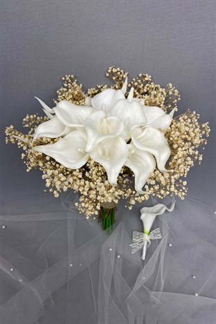 White Wet Gala Bridal Bouquet and Grooms Flowers with Cream Chips