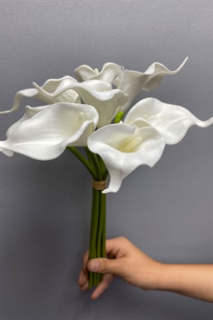 Beyaz Islak Görünümlü Yapay Gala Çiçeği 8 Adet