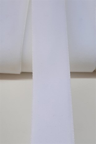 White Velvet Ribbon 2 cm