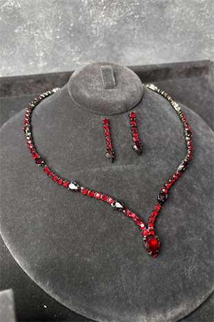 Bordo Renk Parlak Taşlı Kolye Küpe Set Damla Model Gelin Nişan Takı Seti