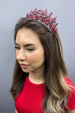 Claret Red Dress Model Bride Henna Crown