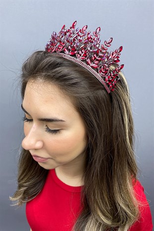 Claret Red Dress Model Bride Henna Crown