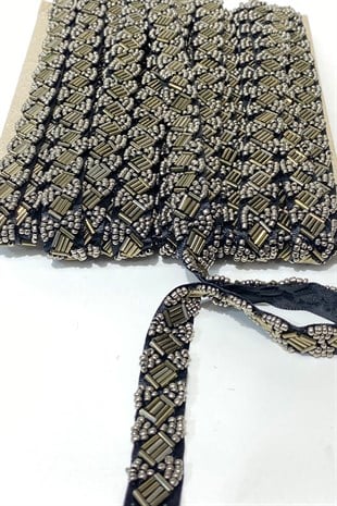 Boru ve Kum Boncuk İşlemeli Şerit Bordür 1 mt