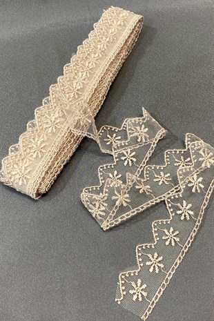 Çiçek Desen Kenar Güpür Dantel Fisto 9 mt