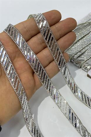 Çizgi Desenli Ütüyle Yapışan Şerit Aplik