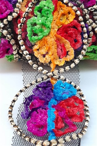 Daire Çiçek Desenli Antik Şerit Güpür