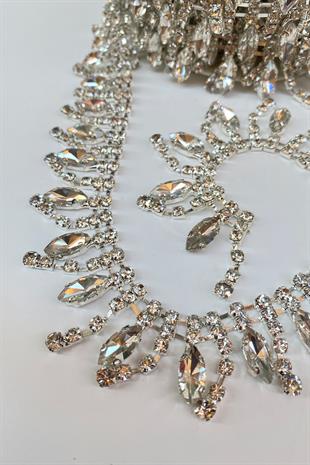 الشمعدان الحدودي ذو الشريط الحجري المسقط والمستدير