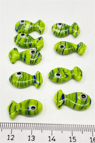 Patterned Fish Glass Bead Bracelet Tip Green 1 Pcs