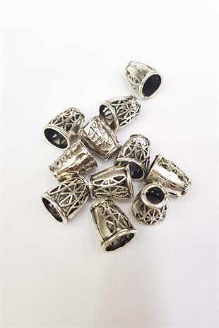 غطاء قمع فضي منقوش