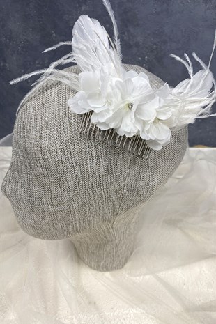 Deve Kuşu Tüylü ve Çiçekli Saç Tokası Aksesuar