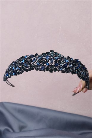 Ela Band Model Bridal Crown Hair Accessory