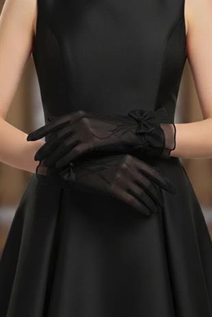 Ruffled Detail Bridal Gloves - Ribbed Tulle Fabric Elegant Wedding Accessory