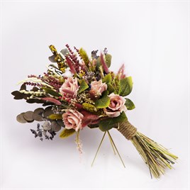 Şoklanmış Okaliptus ve Pudra Çiçekli Renkli Gelin Buketi