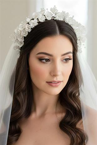 Bridal Tiara, Pearl Flower Bridal Hair Accessory, Engagement Henna Tiara